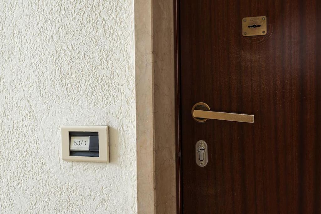 Fantastic Two Bedroom Zara 5th Fl- Mirable Pm Milan