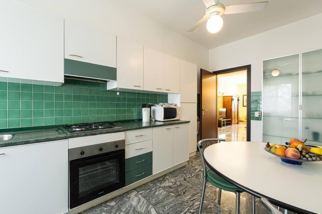 Appartement Fantastic Two Bedroom Zara 5th Fl- Mirable Pm