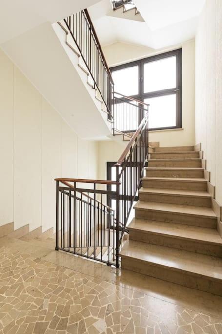 Fantastic Two Bedroom Zara 5th Fl- Mirable Pm
